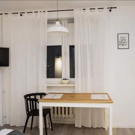 Apartamenty Centrum Warschau Buitenkant foto